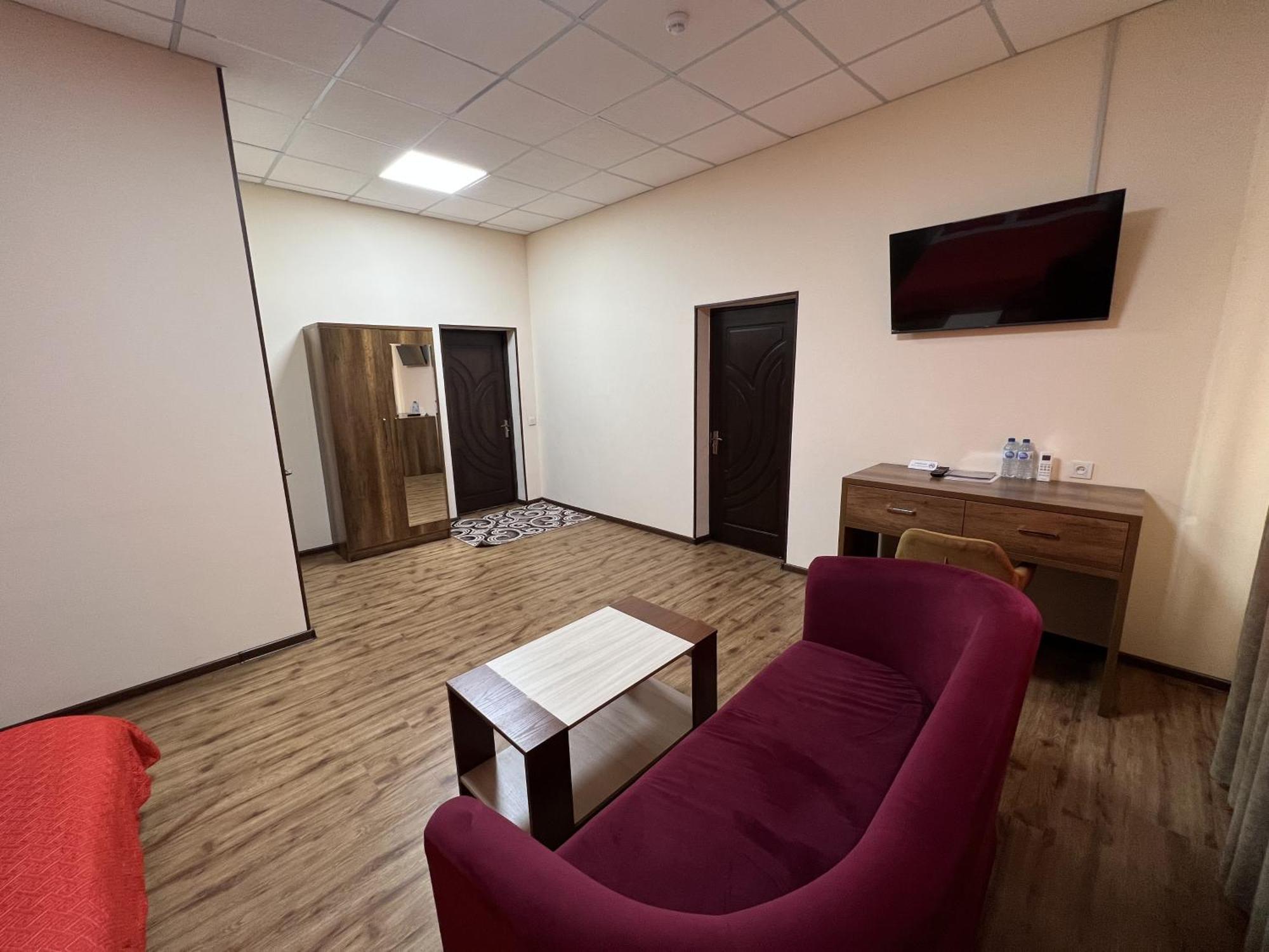 Uzumfermer Hotel & Winery طشقند المظهر الخارجي الصورة